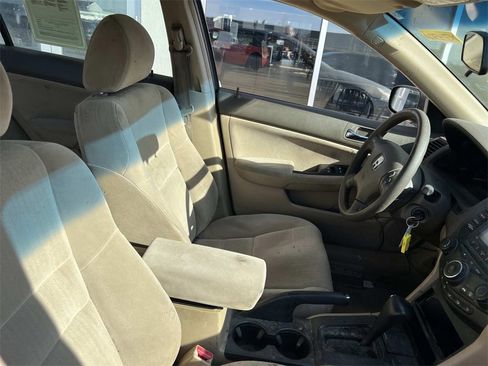 Used 2005 Honda Accord LX image 11