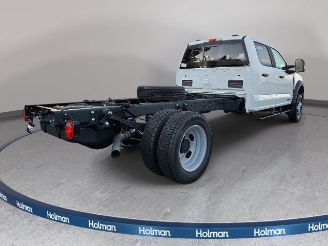 New 2026 Ford F550 4x4 Crew Cab image 4