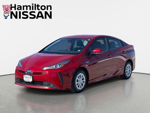 Used 2021 Toyota Prius LE image 5