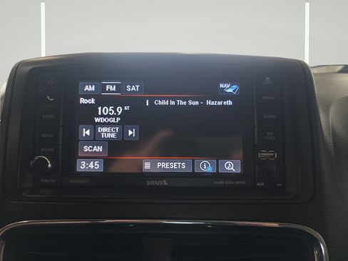 Used 2018 Dodge Grand Caravan GT FWD image 18