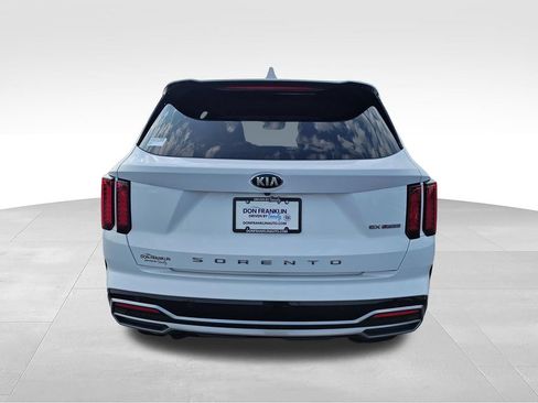 Used 2021 Kia Sorento EX FWD image 4