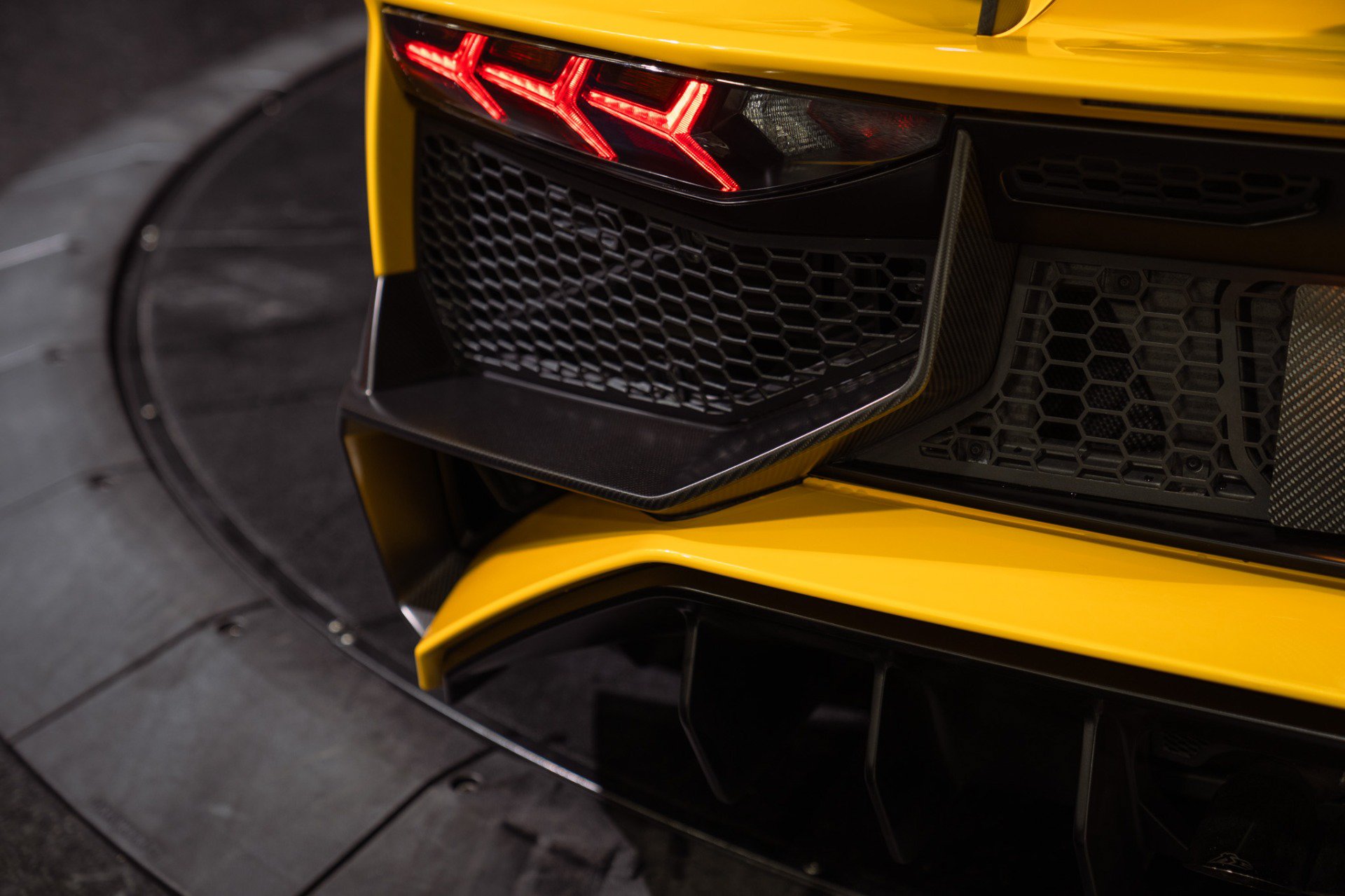 Used 2016 Lamborghini Aventador LP 750-4 Superveloce AWD/4WD image 29