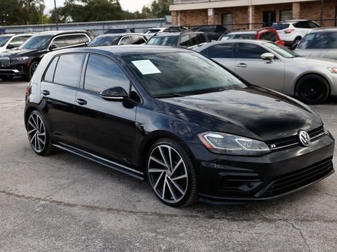 Used 2018 Volkswagen Golf R 4-Door image 20