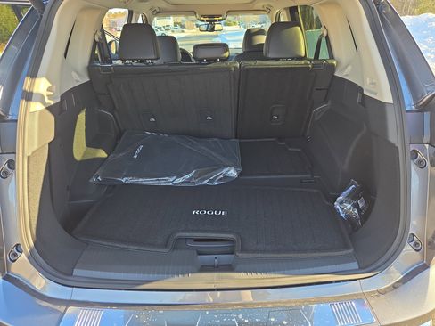 New 2026 Nissan Rogue Platinum w/ Platinum Premium Package image 16