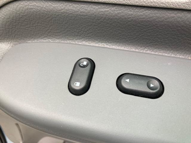 Used 2004 Ford Freestar SE FWD image 28