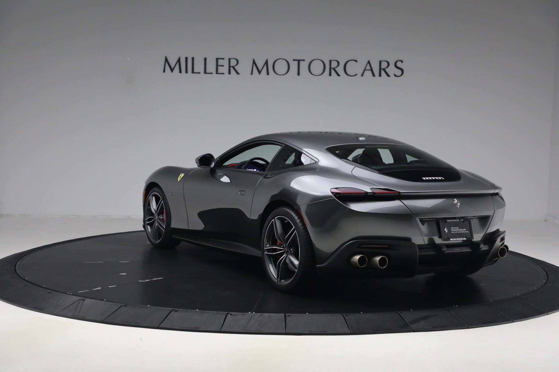 Certified 2023 Ferrari Roma RWD image 6