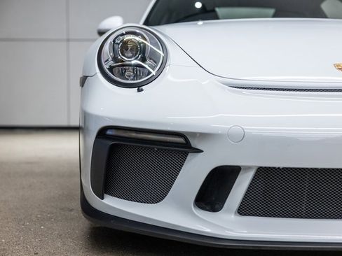 Used 2018 Porsche 911 GT3 w/ Sport Chrono Package image 6