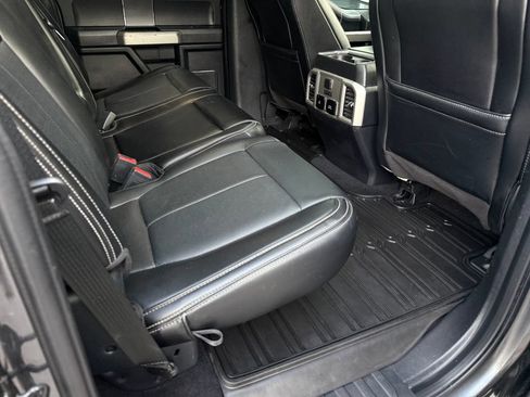 Used 2020 Ford F150 Lariat w/ Equipment Group 502A Luxury AWD/4WD image 40