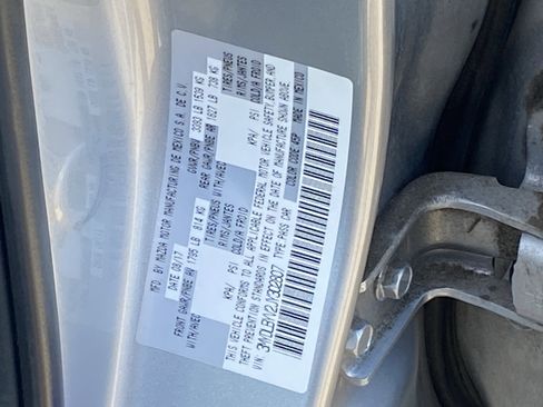 Used 2018 Toyota Yaris iA image 9