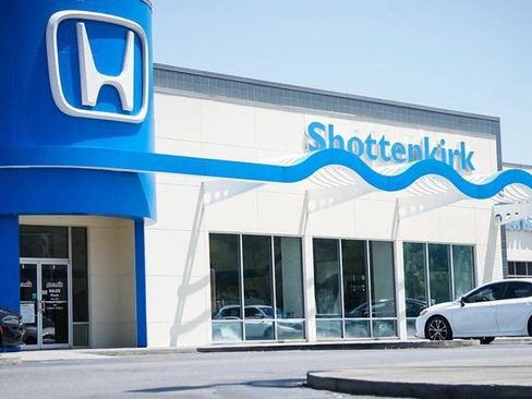 Certified 2024 Honda Accord EX image 17