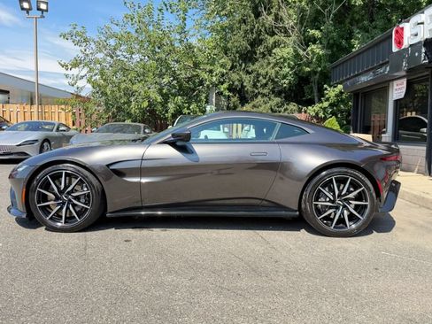 Used 2019 Aston Martin V8 Vantage Coupe RWD image 9