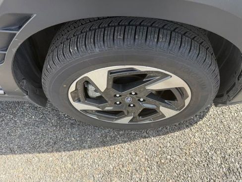 Used 2024 Subaru Crosstrek 2.5i Limited AWD/4WD image 20