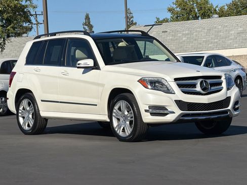 Used 2014 Mercedes-Benz GLK 350 4MATIC image 5