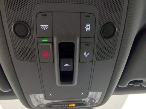 Used 2023 Audi A3 2.0T Premium image 32