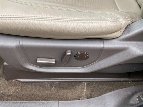 Used 2020 Ford Expedition XLT w/ Equipment Group 202A image 14