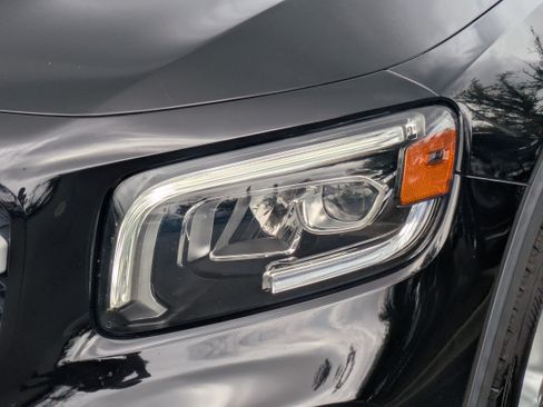 Used 2020 Mercedes-Benz GLB 250 image 9