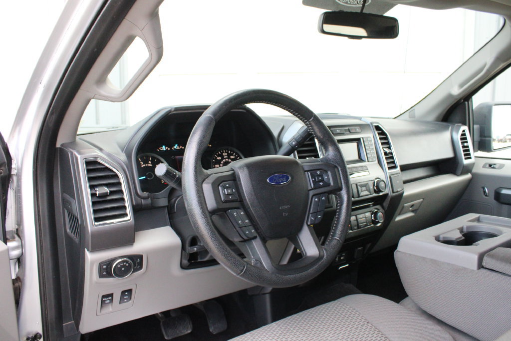 Used 2015 Ford F150 XLT w/ Equipment Group 301A Mid AWD/4WD image 2