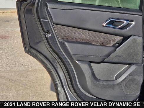 Used 2024 Land Rover Range Rover Velar Dynamic SE image 18