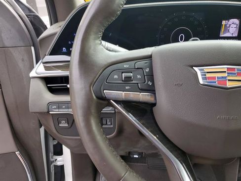 Certified 2023 Cadillac Escalade Premium Luxury AWD/4WD image 59