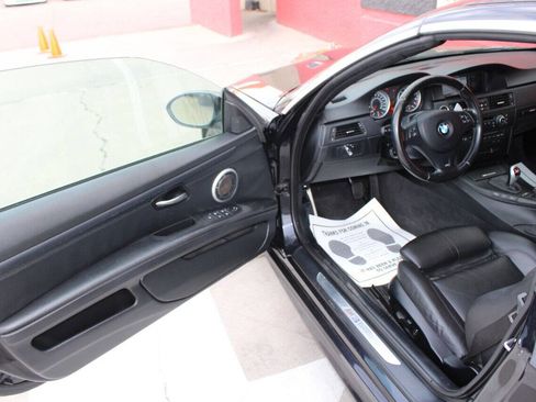 Used 2012 BMW M3 Convertible w/ Premium Pkg RWD image 16
