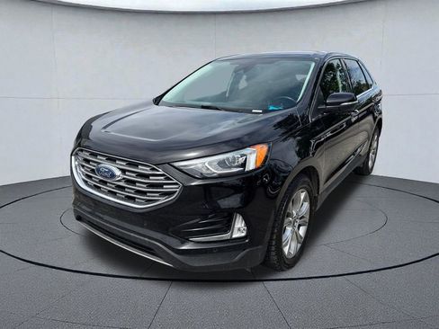 Used 2021 Ford Edge Titanium w/ Cargo Accessory Package FWD image 5
