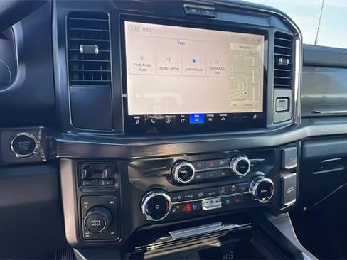 New 2025 Ford F250 Lariat w/ Black Appearance Package image 30