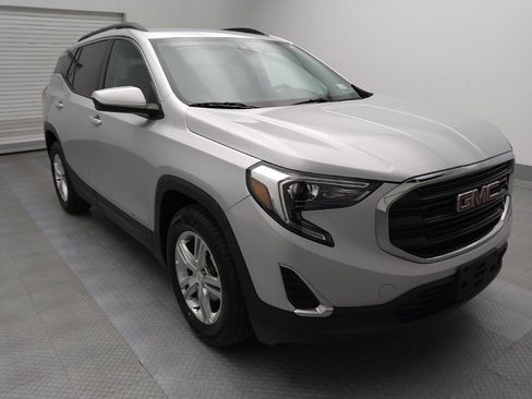 Used 2020 GMC Terrain SLE w/ Driver Convenience Package image 13