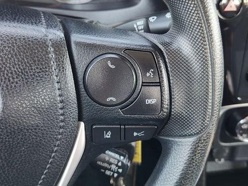 Used 2018 Toyota Corolla SE FWD image 28