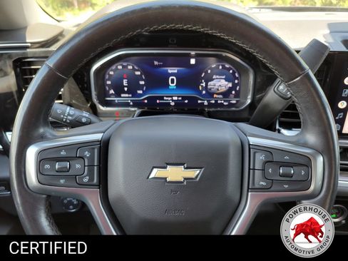 Used 2022 Chevrolet Silverado 1500 LT AWD/4WD image 32