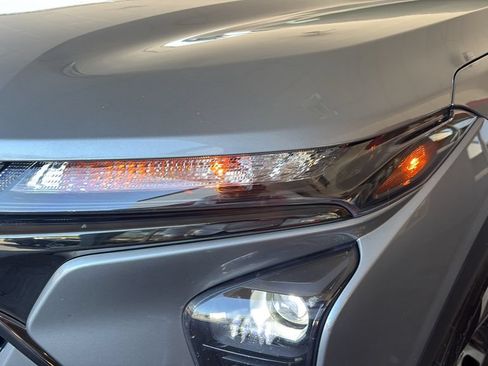 Used 2024 Chevrolet Trax RS w/ Driver Confidence Package FWD image 19