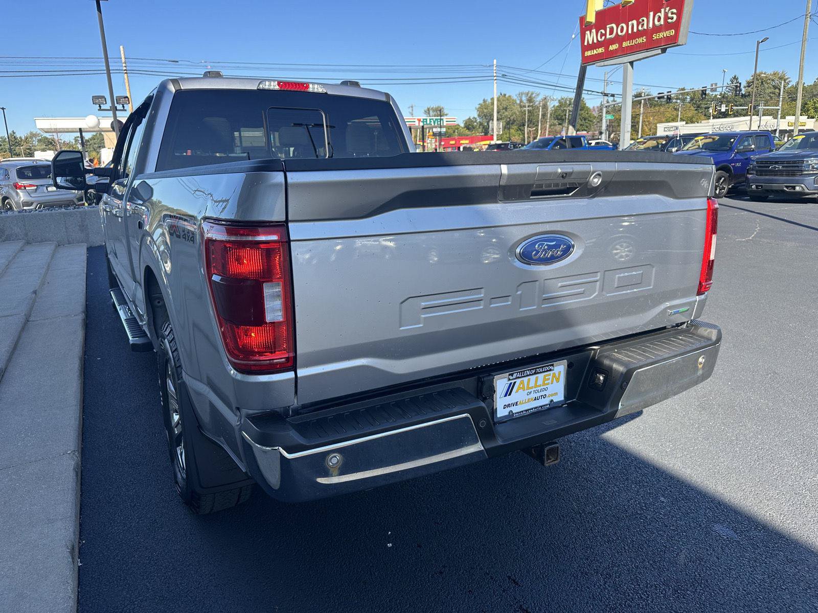 Used 2021 Ford F150 XLT w/ Equipment Group 302A High AWD/4WD image 11