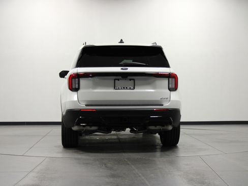 New 2025 Ford Explorer ST-Line w/ Premium Package image 5