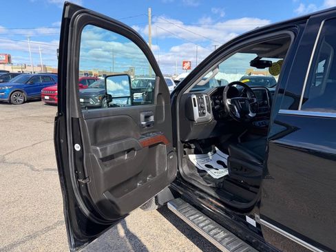 Used 2018 GMC Sierra 2500 SLT w/ Snow Plow Prep Package AWD/4WD image 13