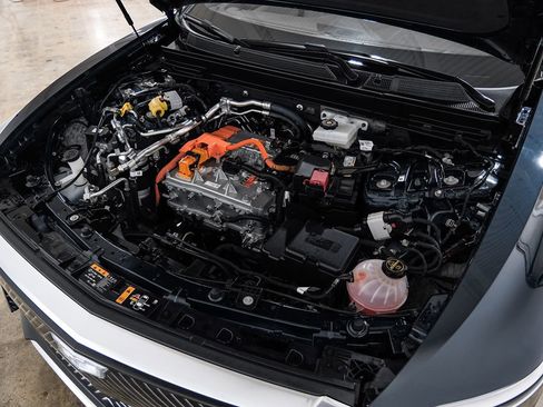 Used 2025 Cadillac Lyriq Luxury image 54