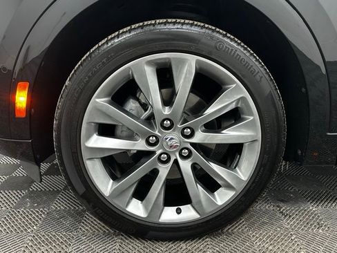 Used 2023 Buick Envision Avenir image 24