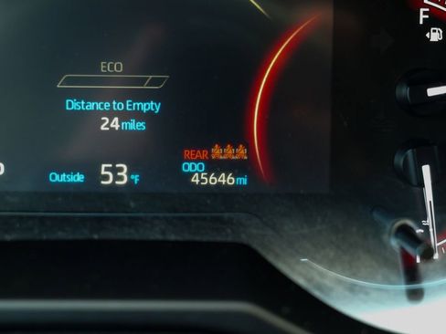 Used 2024 Toyota RAV4 LE AWD/4WD image 46