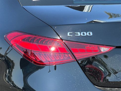 New 2025 Mercedes-Benz C 300 4MATIC Sedan image 31