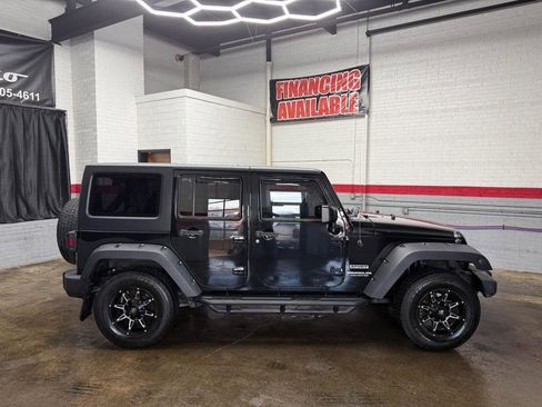 Used 2015 Jeep Wrangler Unlimited Sport image 8