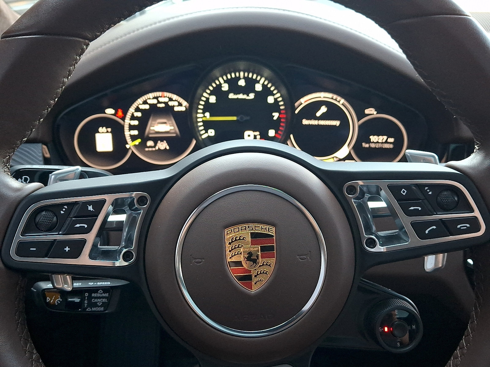 Certified 2023 Porsche Cayenne Turbo S AWD/4WD image 21