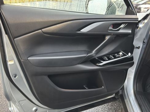 Used 2023 MAZDA CX-9 Touring image 14