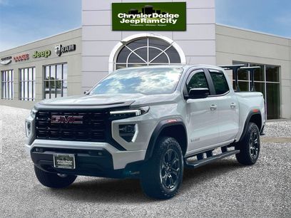 Used 2024 GMC Canyon Elevation w/ Elevation Premium Package