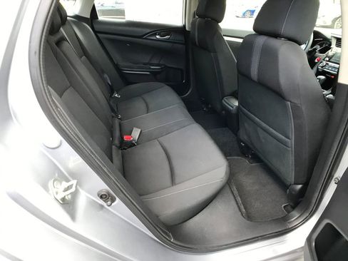Used 2019 Honda Civic EX image 10