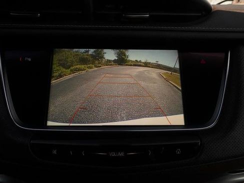 Used 2018 Cadillac XT5 Luxury w/ Driver Awareness Package image 20