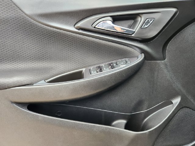 Used 2016 Chevrolet Malibu LT FWD image 24
