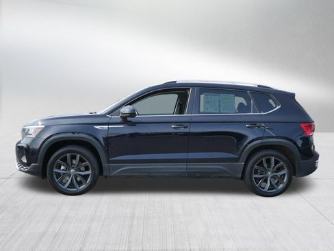 Used 2022 Volkswagen Taos SE AWD/4WD image 4