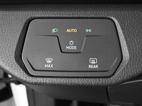 Certified 2023 Volkswagen ID.4 Pro RWD image 19
