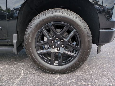 New 2026 Chevrolet Silverado 1500 High Country w/ Midnight Edition AWD/4WD image 11