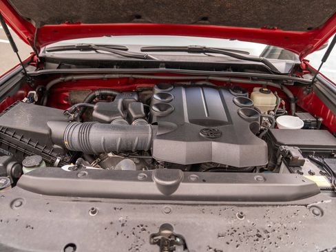 Used 2022 Toyota 4Runner TRD Off-Road Premium image 28