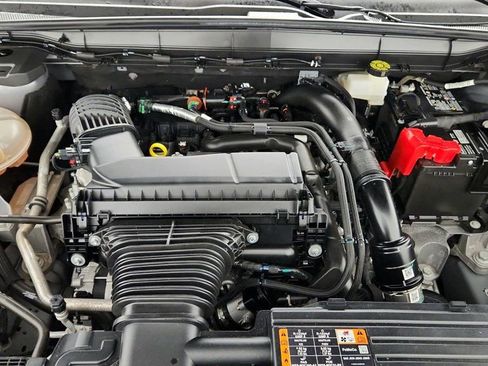 Used 2024 Lincoln Nautilus Premier w/ Equipment Group 102A image 28