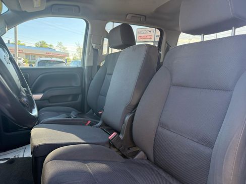 Used 2018 Chevrolet Silverado 1500 LT w/ All Star Edition AWD/4WD image 9